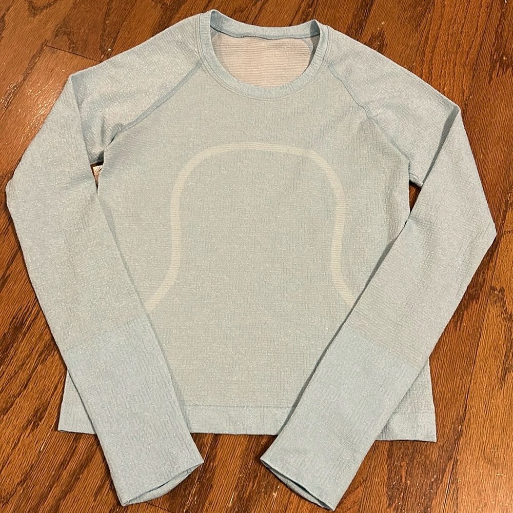 Lululemon Swiftly Sparkle - size 6